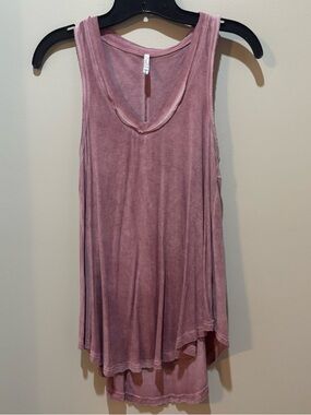 Z Supply Washed Rose Sleeveless V-Neck Swing Tank